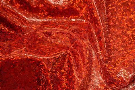 Ткань голограмма "Алая чешуя" в интернет-магазине на Ярмарке Мастеров ...