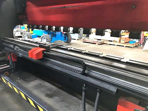 Amada Ton X Hfe S Axis Hydraulic Cnc Press Brake For Sale