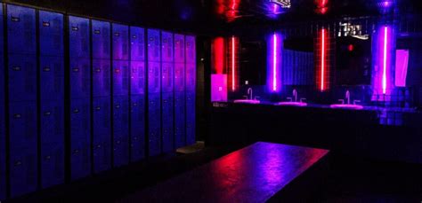 Como Funciona Uma Sauna Gay E O Que Acontece Aqui Dentro Domo