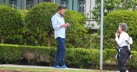 Ben Affleck Takes Smoke Break Without J Lo, Despite Her Pleas For Him ...