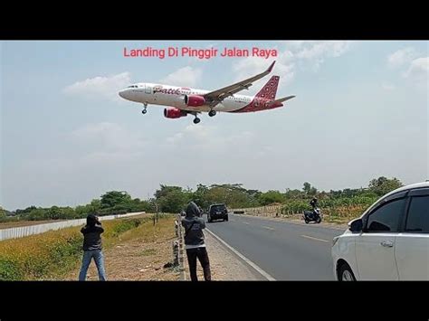 Akibat Angin Kencang Pesawat Batik Air Go Around Dan Landing Di Runway