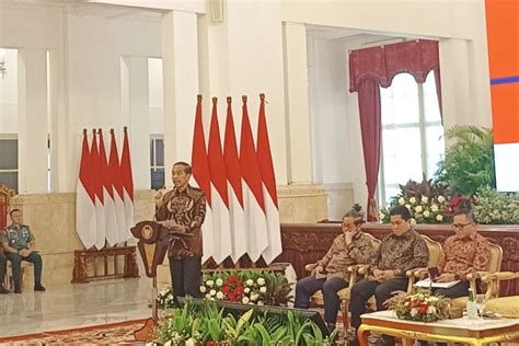 Foto Sindir Kementerian Yang Punya 5 000 Aplikasi Jokowi Ruwet