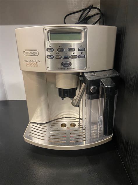 Delonghi Magnifica Automatic Cappucino