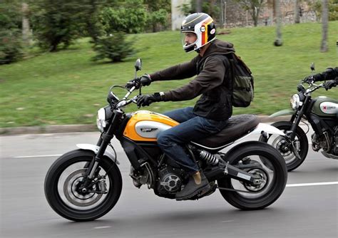 Ducati Scrambler 800 Classic 2018 Fiche Moto