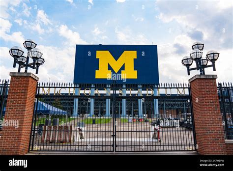 U Of M Aerial Photography University Of Michigan The Big House Michigan