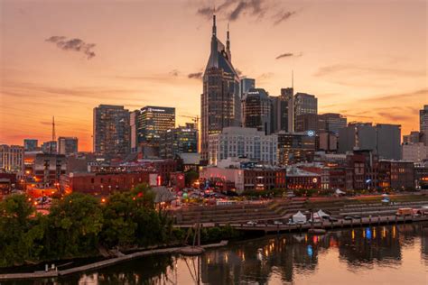 120 Tennessee Tower Nashville Tennessee Foto Foto Stok Potret