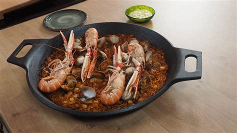 Receta de fideuá de sepia y marisco Menudos Torres