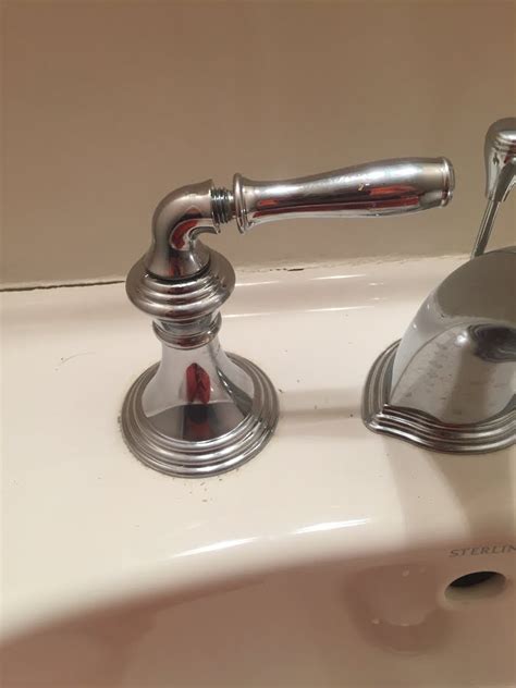 How To Fix A Loose Bathroom Faucet Handle – Semis Online