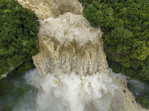 Record Breaking Water Surge At Huangguoshu Waterfall Cgtn