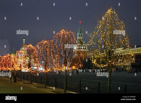 Red Square at night Stock Photo - Alamy