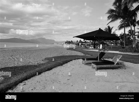 Fiji Beach Boat Black And White Stock Photos And Images Alamy