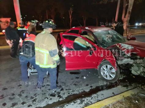 Dos Ebrias Mujeres Lesionadas Tras Chocar Contra Un Poste En Blvd