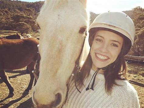 Bondi Icebergs Woman Seeks 20k For Sauna Sex Harassment NT News