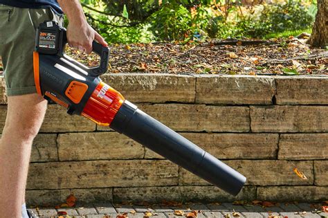 Can I Use A Leaf Blower Indoors For Cleaning Leaf Blowers Review