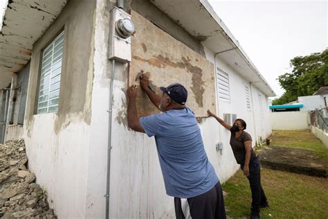 Hurricane Fiona Rips Through Powerless Puerto Rico