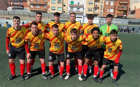 Empat Del Veinti Davant La Fundaci Acad Mica De Futbol De Lhospitalet