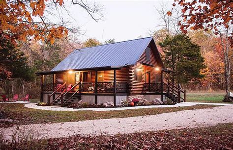 Cabin in the Woods Airbnb Has Perfect Foliage Setting