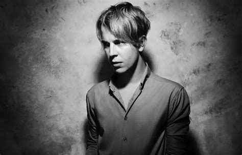 A Conversation with Tom Odell: Following Instinct and Keeping it Real ...