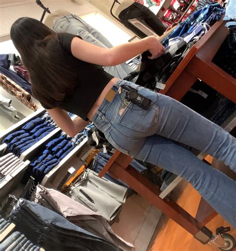 MMM Nerdy Brunette With Tight Ass In Flare Jeans Tight Jeans Forum
