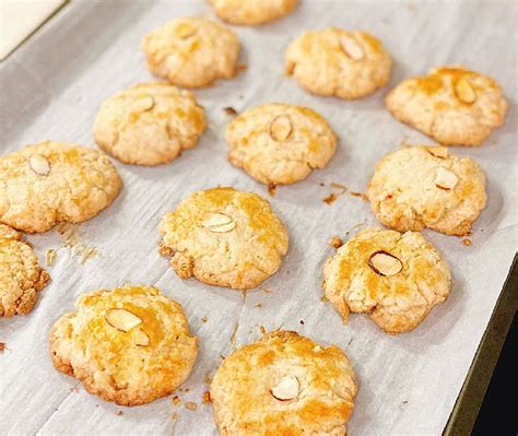 Easy Almond Cookies Organized Island