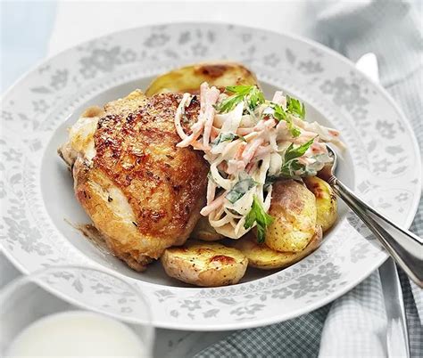 Kyckling Med Coleslaw Och Rostad Potatis Recept ICA Se