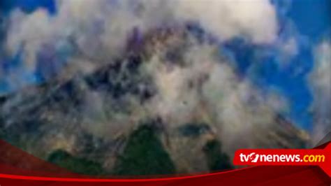 Dalam 12 Jam Gunung Merapi Luncurkan 14 Kali Guguran Lava Pijar