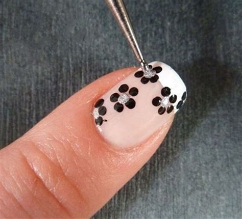 Easy Flower Nail Designs To Do At Home Nail Flower Designs Easy