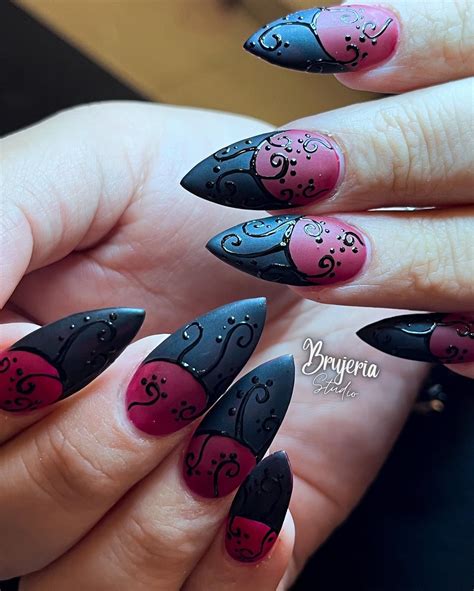 30 Best Goth Nail Designs To Copy In 2025