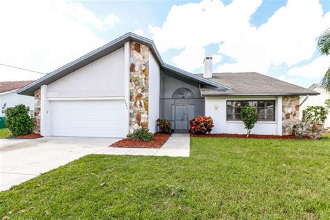 2026 Se 6th Ln Cape Coral Fl 33990 Invitation Homes