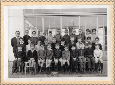 Photo De Classe Ce1 De 1967 Ecole Primaire Rue General Leclerc