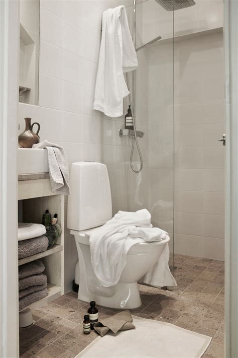 Badrumsrenovering V Stmannagatan Modern Bathroom Stockholm Houzz