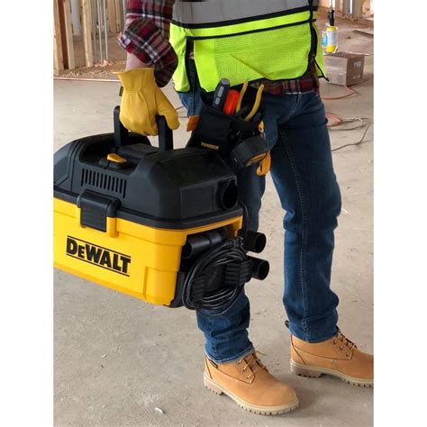 DEWALT DXV04T 4 Gal Poly Wet Dry Vac BigEasyMart