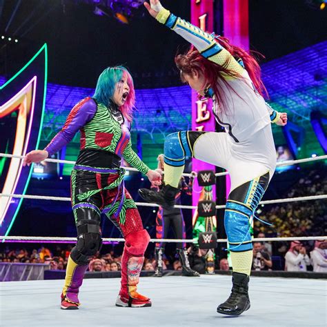 【wwe】イヨ・スカイがアスカとの中東決戦で勝利、女子タッグ王座を奪回 プロレス写真ニュース 日刊スポーツ