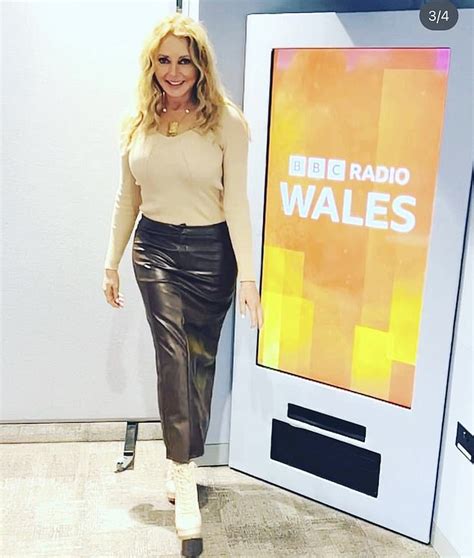 Carol Vorderman 62 Looks Ravishing In A Tight Fitting Leather Skirt As She Shows Off Her