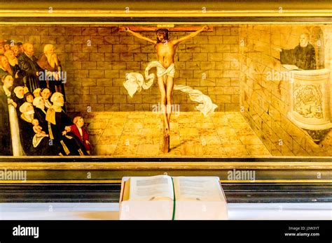 Altar Von Lucas Cranach In Der Stadtkirche Zu Wittenberg Altar In St