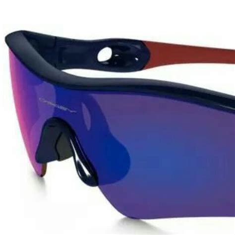 Oakley Radar, Men's Fashion, Watches & Accessories, Sunglasses ...