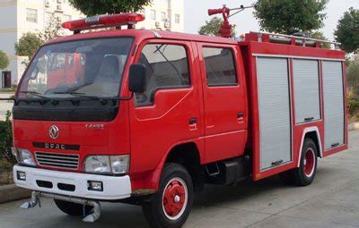 Dong Feng 4x2 1500L Water Tank And 500L Foam Tank Fire Fighting Truck