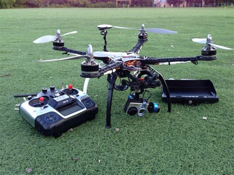 Квадрокоптер для видеосъёмки и FPV полётов по камере GoPro - YouTube