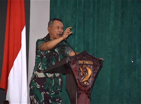 Buka Rapim Kodam Xvi Pattimura Mayjen Tni Richard Tampubolon