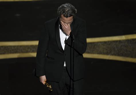 Joaquin Phoenix Wins Best Actor Oscar For Joker Ap News