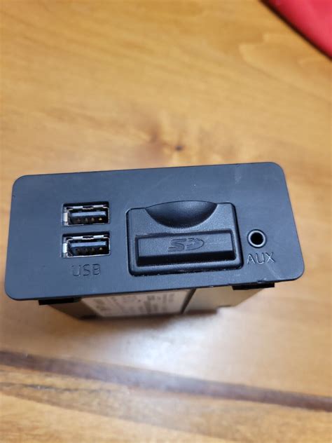 Mazda Usb Port Bhp U Md Usb Aux Sd Oem