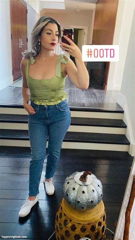 Rebecca Ford Nude OnlyFans Leaks Fappening Page FappeningBook