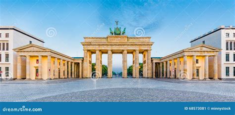 Brandenburg Gate at Sunrise, Berlin, Germany Stock Image - Image of golden, mauer: 68573081