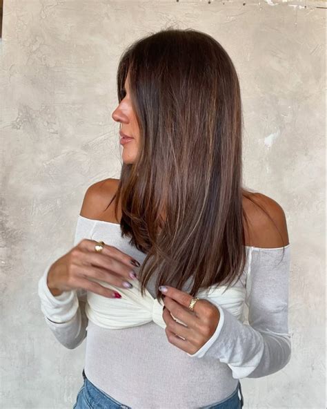 35 Summer Brunette Hair 2025 Ideas For Fair Skin Balayage Medium Length And Cool Tones