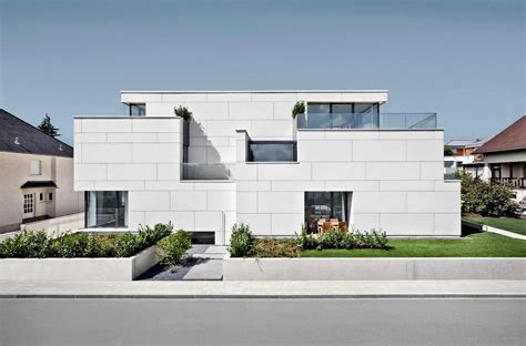 Housing Building Of Seven Units By Metaform Architecture