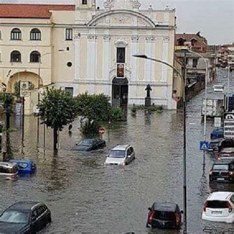 Maltempo Italia Forti Piogge Allagamenti E Pesanti Grandinate Nelle