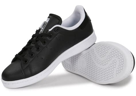 Adidas Stan Smith Noir Semelle Blanche