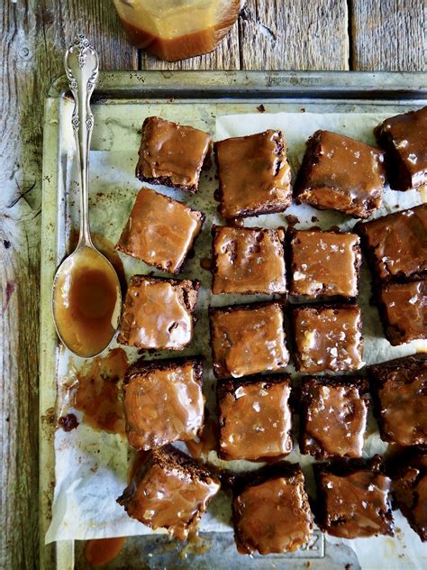 Brownies Med Salt Karamell Mat Bakeoppskrifter Matoppskrifter