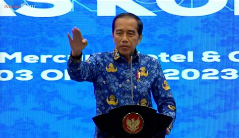 Di Depan ASN Jokowi Sebut Tak Ada Orang Di Indonesia Seperti Dia