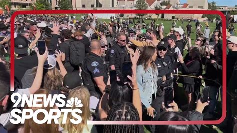 Dwayne The Rock Johnson Leaves Espns College Gameday After Meeting